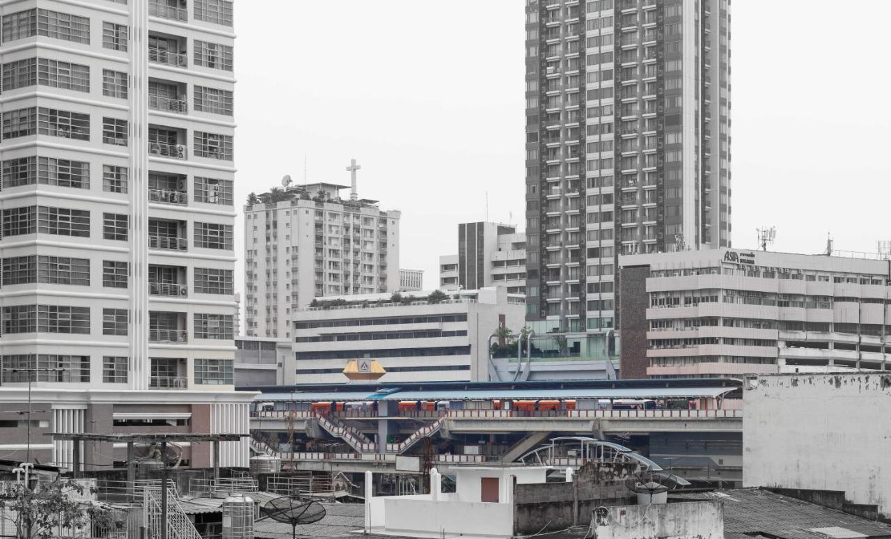 Clean Comfy Cozy Easy To Go Siam Paragon And Chatuchak Market Bangkok Exteriör bild